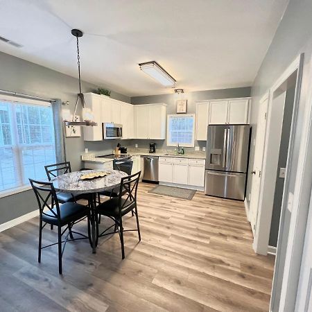 Beautiful, Spacious, Hidden Gem In Heart Of Wilmington Eksteriør bilde